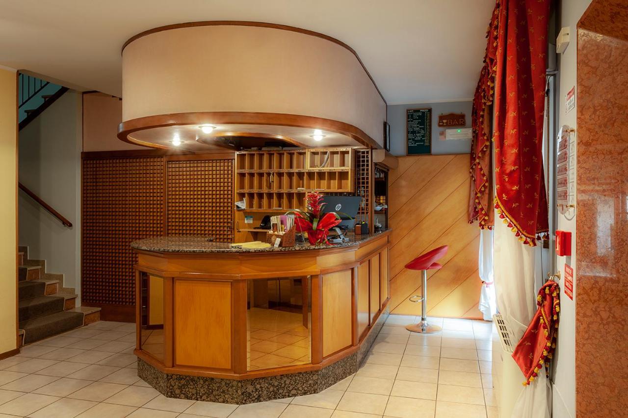 Hotel Montereale Pordenone Esterno foto