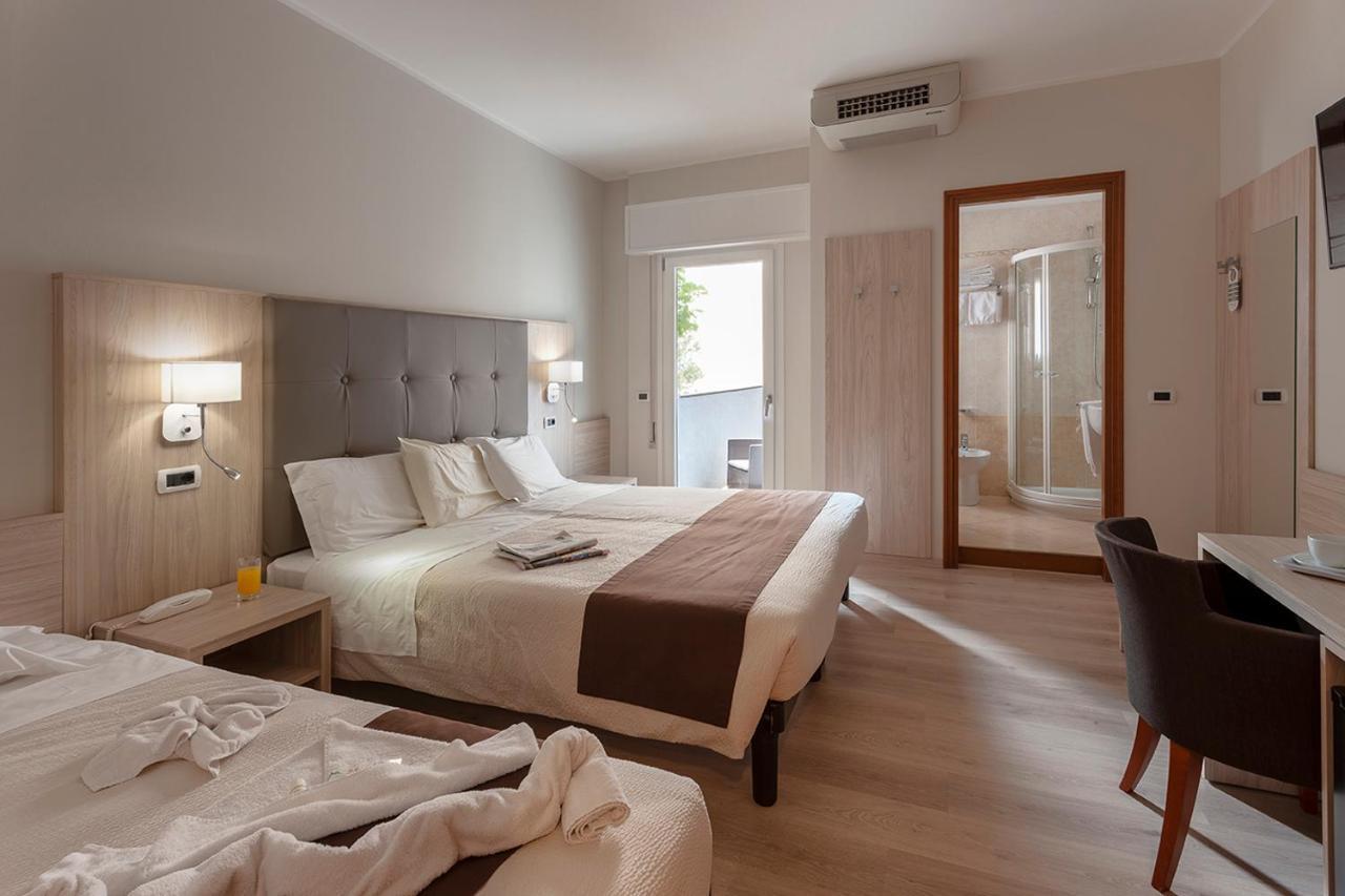 Hotel Montereale Pordenone Esterno foto